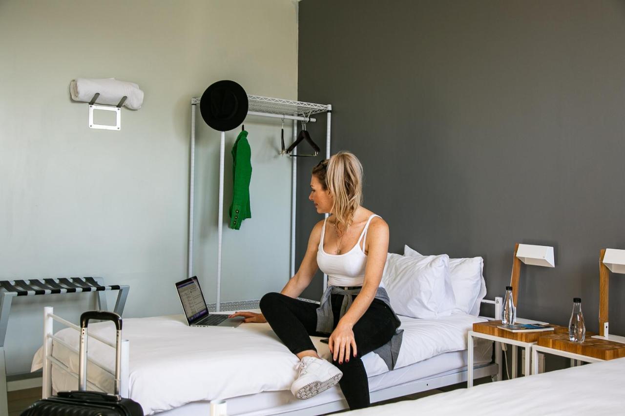 Zzzone Boutique Hostel Hermanus Εξωτερικό φωτογραφία
