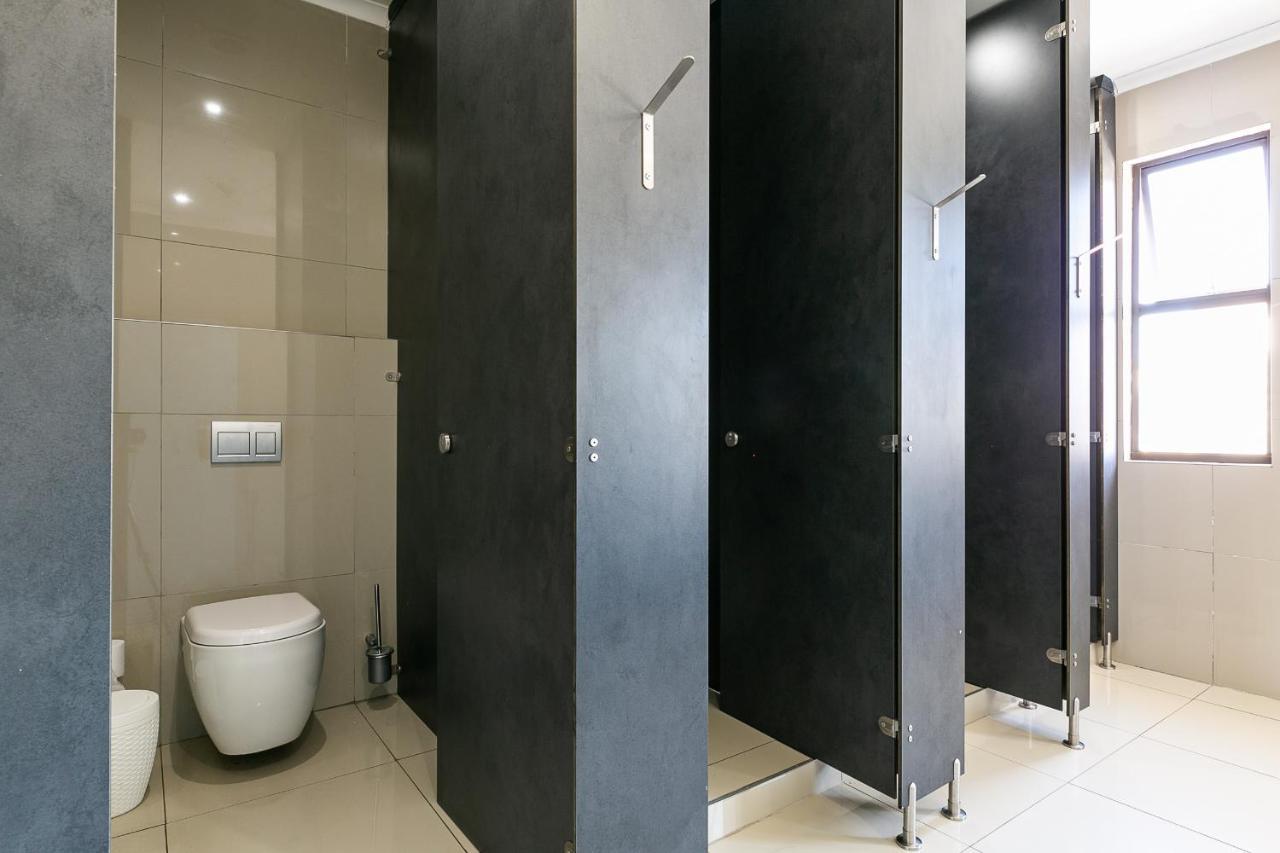 Zzzone Boutique Hostel Hermanus Εξωτερικό φωτογραφία